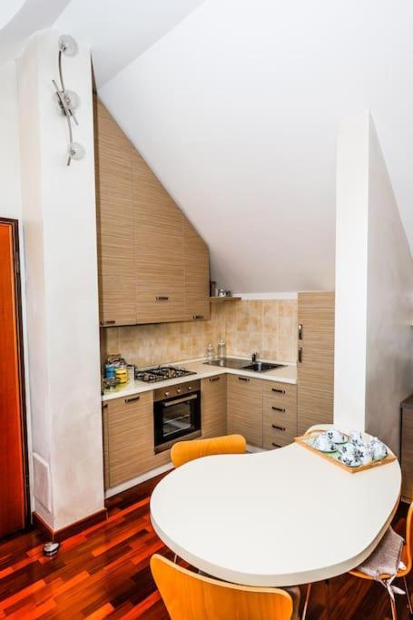 Prestigioso Appartamento Di 70Mq Vicino Milano 레냐노 외부 사진