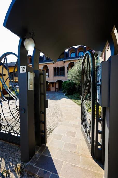 Prestigioso Appartamento Di 70Mq Vicino Milano 레냐노 외부 사진