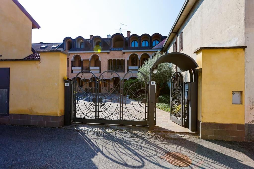 Prestigioso Appartamento Di 70Mq Vicino Milano 레냐노 외부 사진